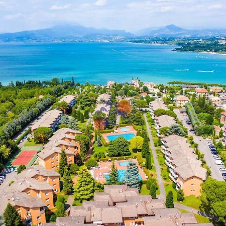 Easy Apartments Peschiera Peschiera del Garda Exterior photo