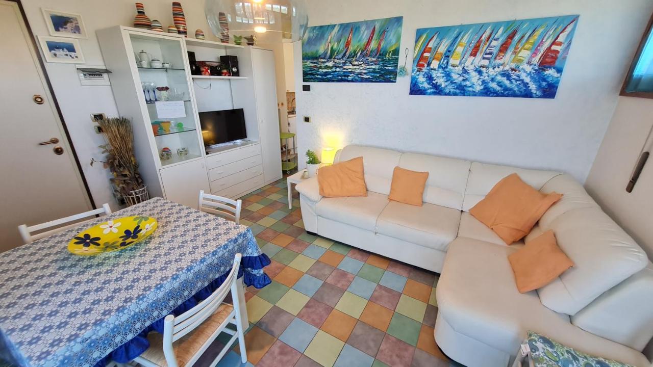 Easy Apartments Peschiera Peschiera del Garda Exterior photo