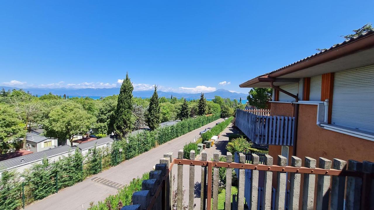 Easy Apartments Peschiera Peschiera del Garda Exterior photo
