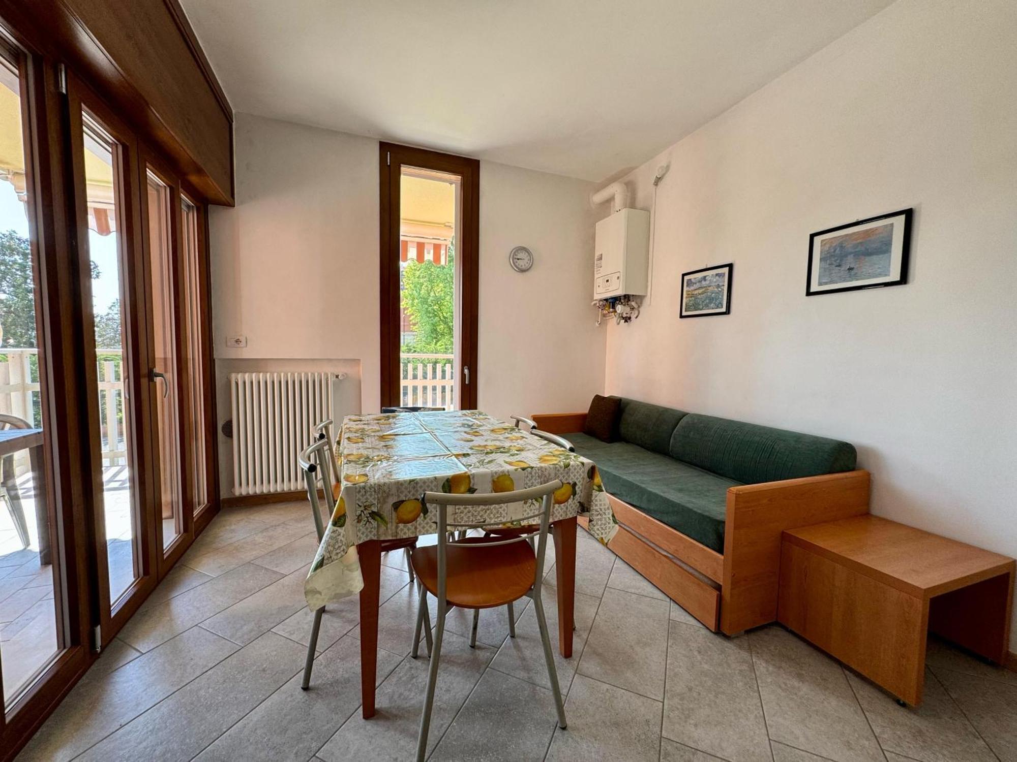 Easy Apartments Peschiera Peschiera del Garda Exterior photo