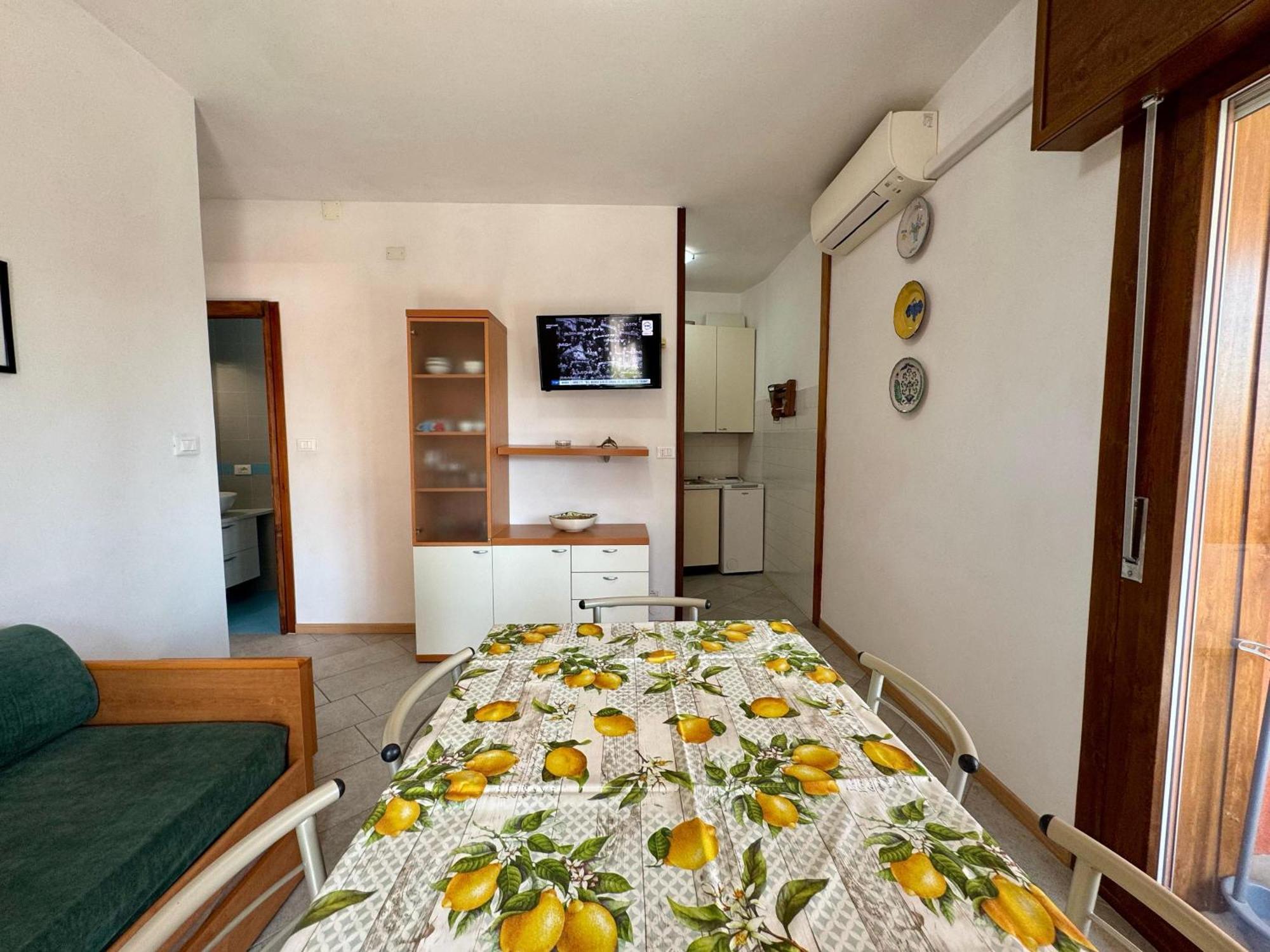 Easy Apartments Peschiera Peschiera del Garda Exterior photo