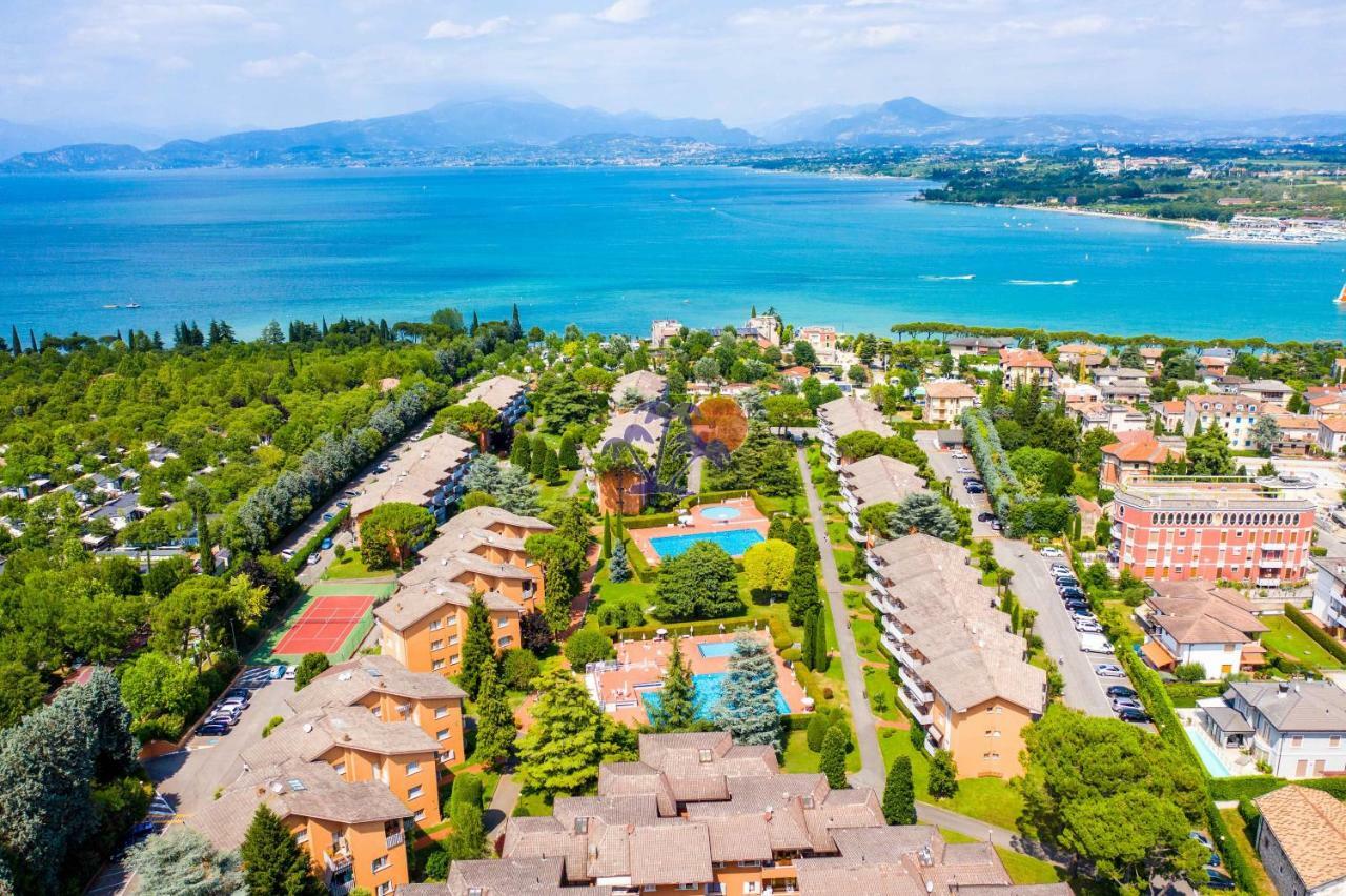 Easy Apartments Peschiera Peschiera del Garda Exterior photo